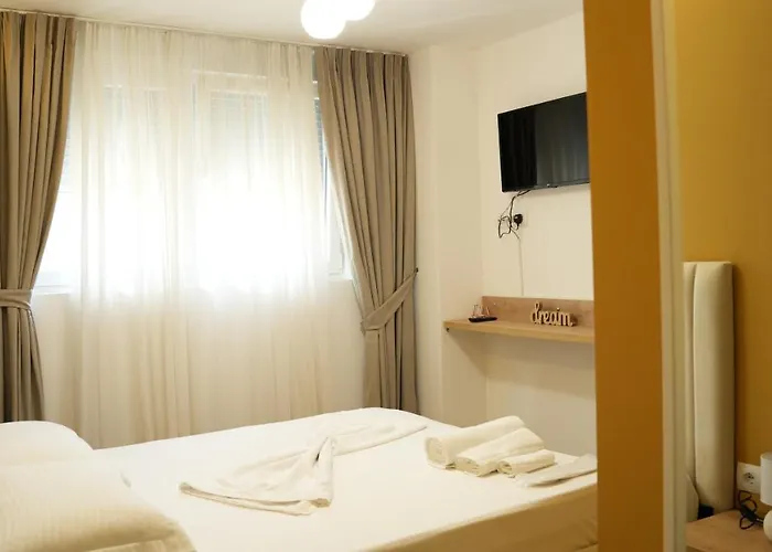Luris Hotel Golem (Tirana)