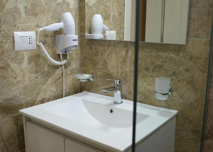 Hotell Luris Golem (Tirana)