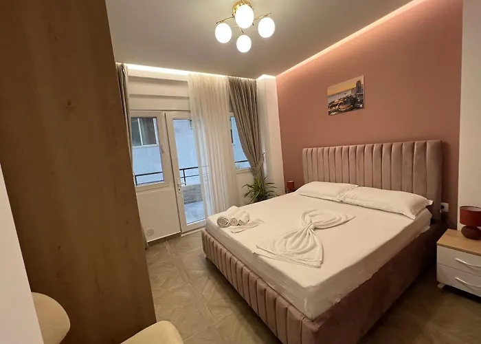 Luris Hotell Golem (Tirana)