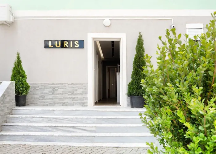 Hotel Luris Golem (Tirana)