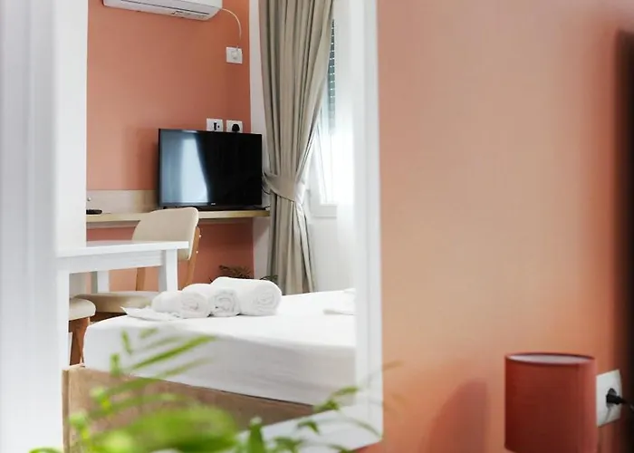 Luris Hotell 4*