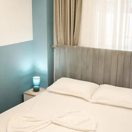 Luris Hotel Golem (Tirana)