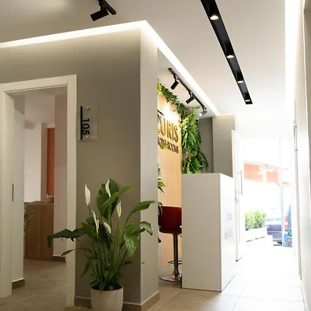 Luris Hotel Golem (Tirana)